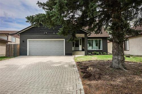 75 Augusta Dr, Winnipeg, MB 