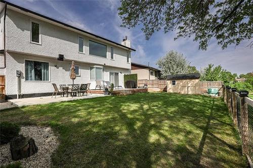 75 Augusta Dr, Winnipeg, MB 