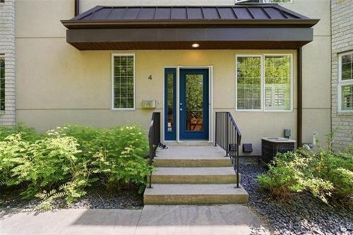 4-225 Roslyn Rd, Winnipeg, MB 