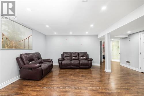 33 Alderney Avenue, Hamilton, ON - Indoor