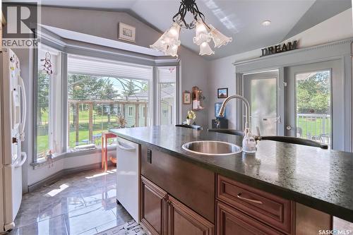 105 Sargent Crescent, Lake Diefenbaker, SK - Indoor Photo Showing Kitchen With Double Sink