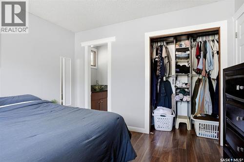 810 Princess Street, Regina, SK - Indoor Photo Showing Bedroom