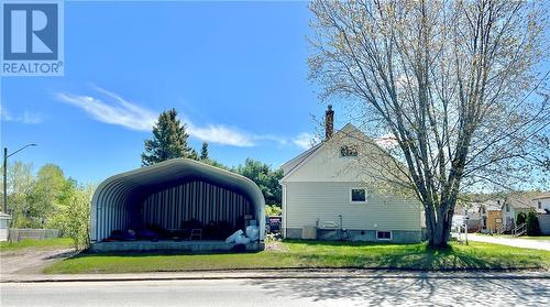 60 Third Ave N, Levack, ON 