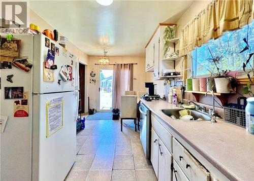 60 Third Ave N, Levack, ON 