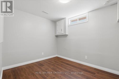 71 West Acres Crescent, Kitchener, ON - Indoor Photo Showing Other Room