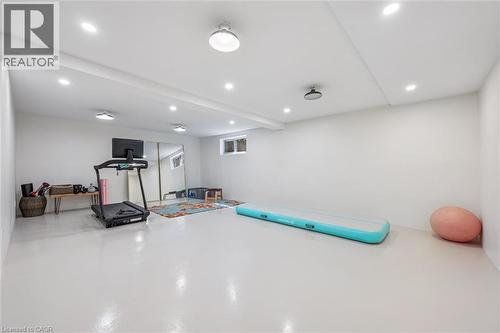 16 Parkwood Drive, Cambridge, ON - Indoor