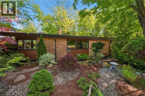 16 Parkwood Drive, Cambridge, ON - Outdoor