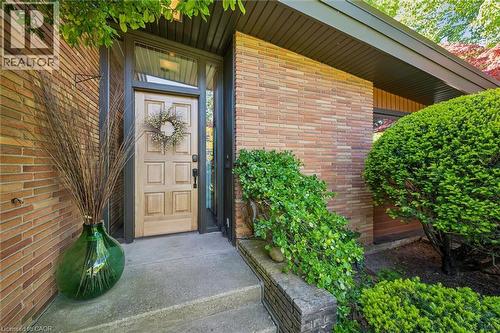 16 Parkwood Drive, Cambridge, ON - Outdoor With Exterior