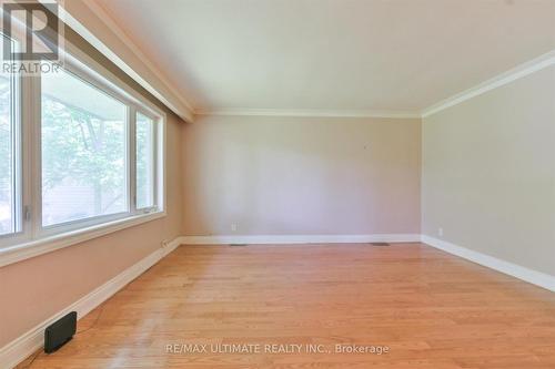 1076 Dixie Road, Mississauga, ON 