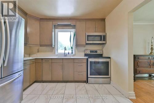 1076 Dixie Road, Mississauga, ON 