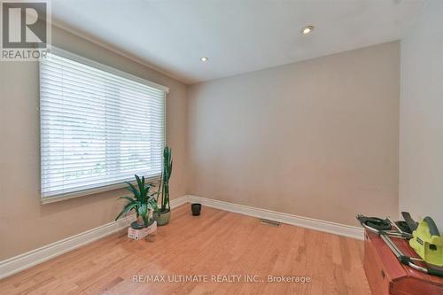 1076 Dixie Road, Mississauga, ON 