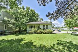 1076 DIXIE ROAD  Mississauga, ON L5E 2P4