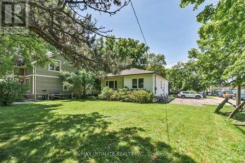 1076 Dixie Road, Mississauga, ON 