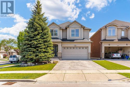 444 Dicenzo Drive, Hamilton, ON - Outdoor With Facade