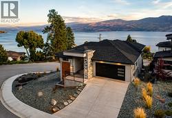 3953 Beachview Drive West Kelowna, BC V4T 2K1