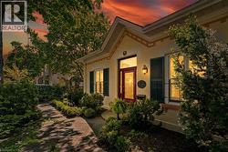 38 KIRKLAND Street Guelph, ON N1H 4Y1