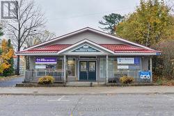 241 BROCK STREET Gravenhurst (Muskoka (S)), ON P1P 1H4