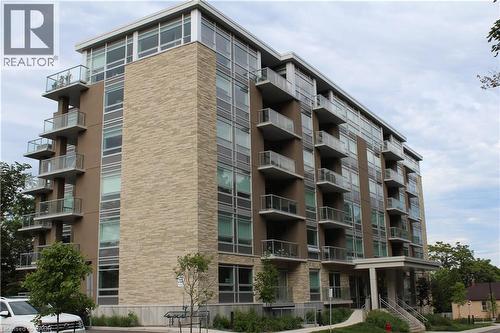 479 CHARLTON Avenue E Unit# 308  Hamilton, ON L8N 0B4