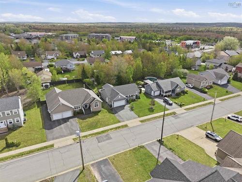 18 Bona Crescent, Enfield, NS 