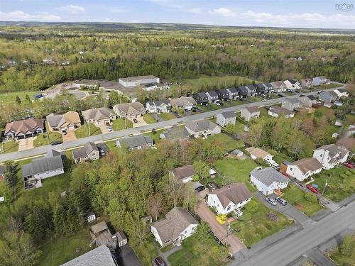 18 Bona Crescent, Enfield, NS 
