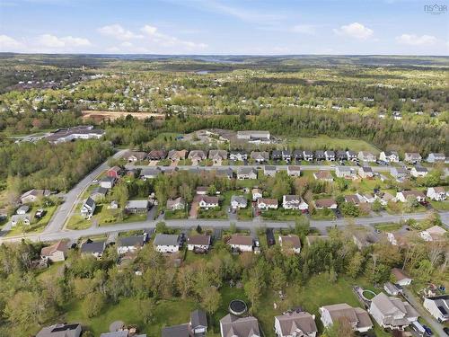 18 Bona Crescent, Enfield, NS 