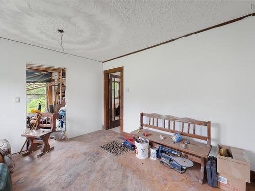 9596 Highway 8, Caledonia, NS 