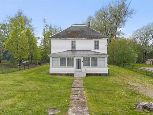 15 Mcdougal Street, Springhill, NS 