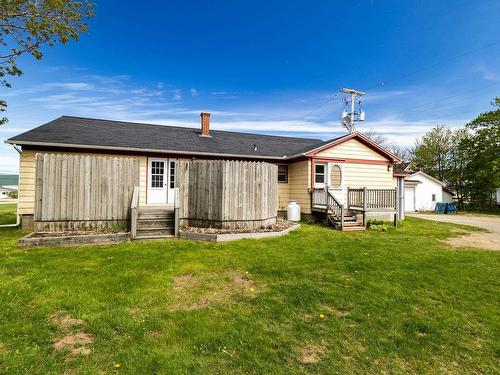8370 Highway 1, Meteghan, NS 