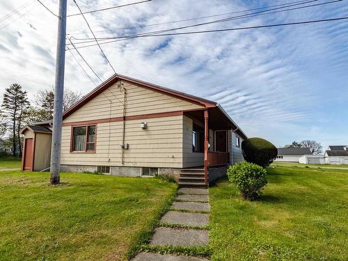 8370 Highway 1, Meteghan, NS 