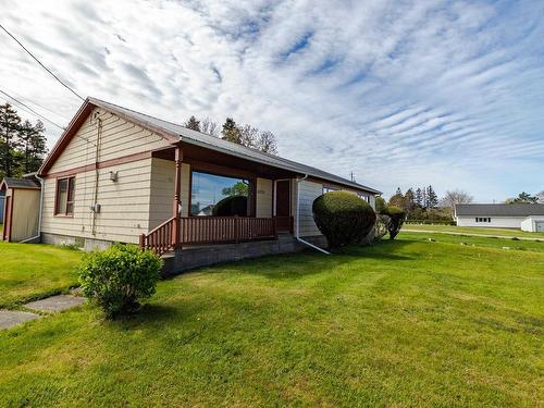 8370 Highway 1, Meteghan, NS 