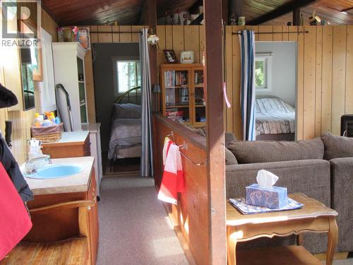 4384 Birch Lake Dump Road, Bridge Lake, BC - Indoor