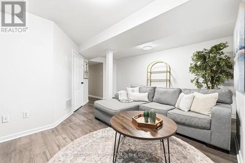 12 - 811 Wilson Road N, Oshawa (Pinecrest), ON - Indoor Photo Showing Living Room