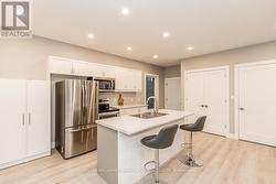 APARTMENT - 23 DELTA CRESCENT East Gwillimbury, ON L9N 1G2