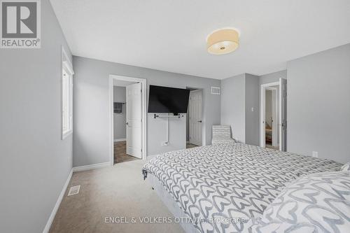 139 Switch Grass Crescent, Ottawa, ON - Indoor Photo Showing Bedroom