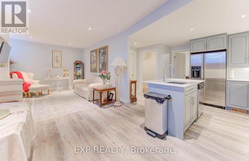 52 Edgehill Drive, Kitchener, ON - Indoor