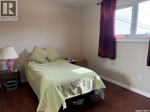 503 Cook Crescent, La Ronge, SK - Indoor Photo Showing Bedroom
