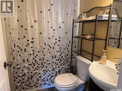 503 Cook Crescent, La Ronge, SK - Indoor Photo Showing Bathroom