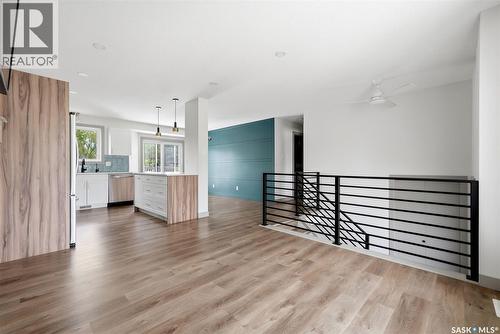 306 Howe Place, Regina, SK - Indoor
