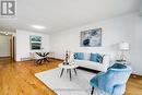 196 Meadows Boulevard, Mississauga, ON  - Indoor Photo Showing Living Room 