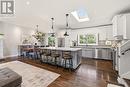 600 Deborah Crescent, Burlington, ON  - Indoor Photo Showing Kitchen With Upgraded Kitchen 