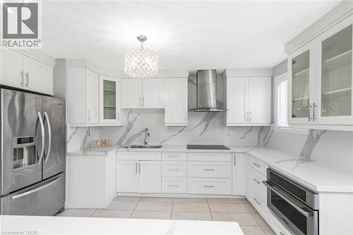 33 Alderney Avenue, Hamilton, ON - Indoor Photo Showing Kitchen