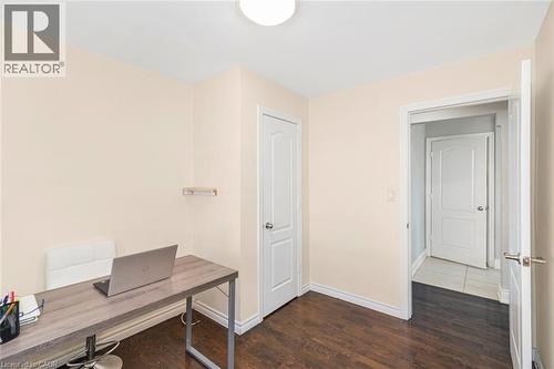 33 Alderney Avenue, Hamilton, ON - Indoor