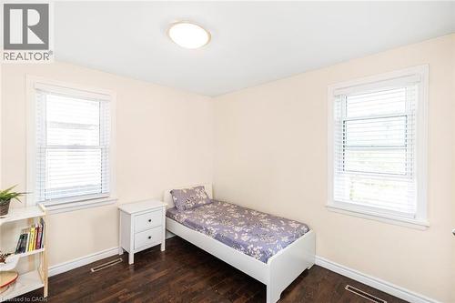 33 Alderney Avenue, Hamilton, ON - Indoor Photo Showing Bedroom