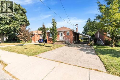 33 Alderney Avenue, Hamilton, ON - Outdoor