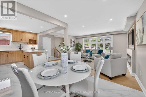 83 Riverdale Drive, Hamilton, ON - Indoor Photo Showing Dining Room