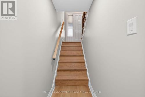 83 Riverdale Drive, Hamilton, ON - Indoor Photo Showing Other Room