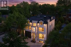 615 BRIAR HILL AVENUE Toronto, ON M5N 1N4