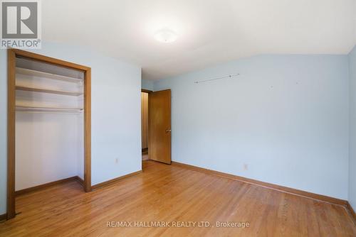 5 Bethune Boulevard, Toronto, ON - Indoor Photo Showing Other Room
