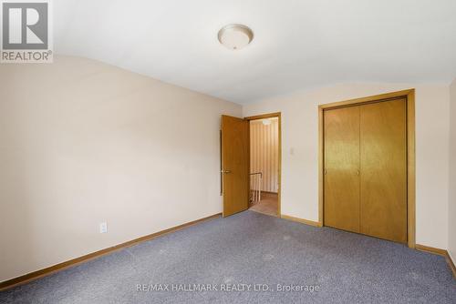 5 Bethune Boulevard, Toronto, ON - Indoor Photo Showing Other Room