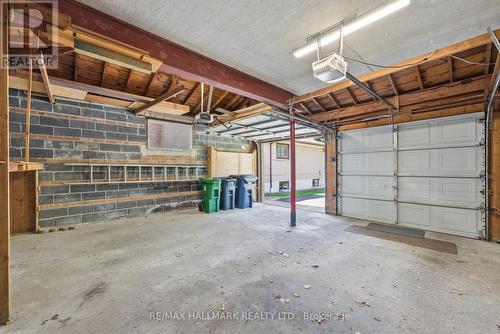 5 Bethune Boulevard, Toronto, ON - Indoor Photo Showing Garage